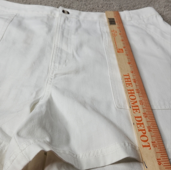 Universal Thread High Rise White Shorts - 17 - Picture 10 of 11